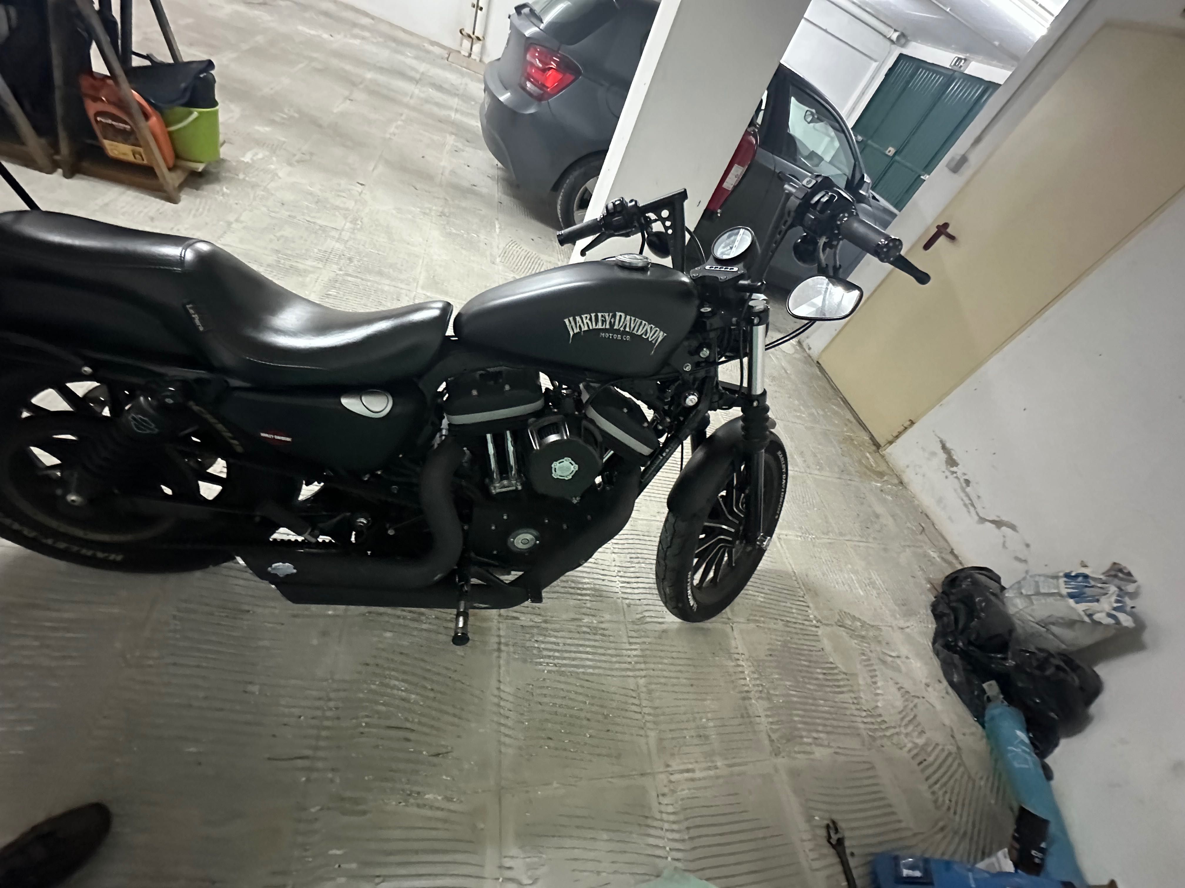 Harley Davidson 883 Sportster