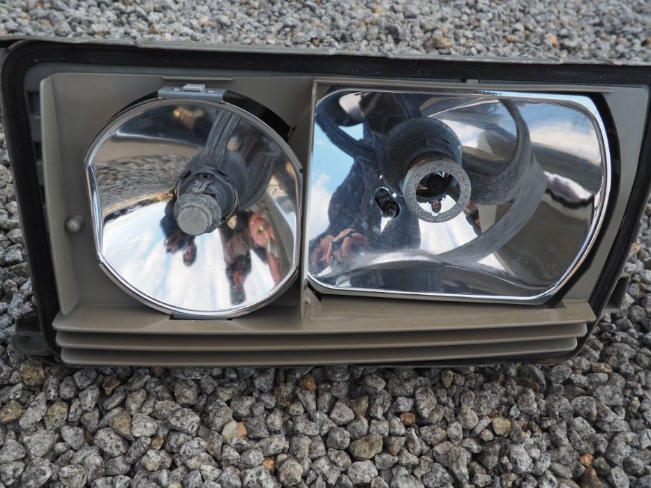 Lampy przednie mercedes W123 coupe Hella L+P
