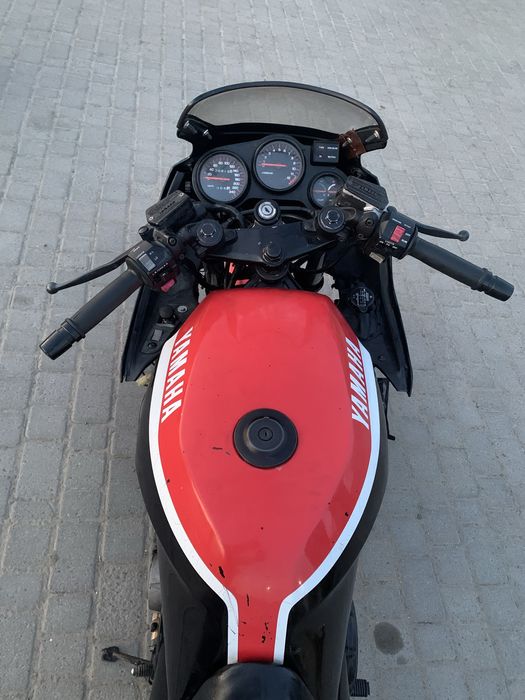 Продам Yamaha Fz750