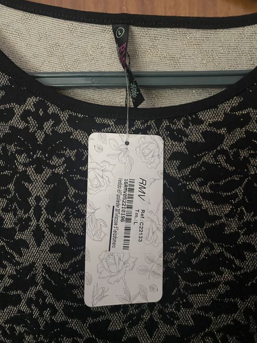 Vestido preto /dourado com cinto