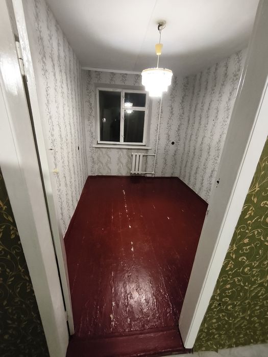 Здам трикімнатну квартиру в центрі міста