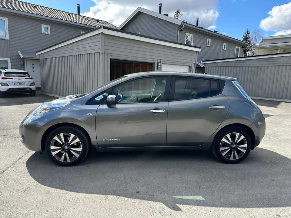 2017 Nissan Leaf 30 kWh Tekna 11/12 з Норвегії
