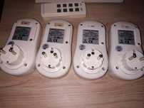 Gniazda sieciowe sterowane pilotem