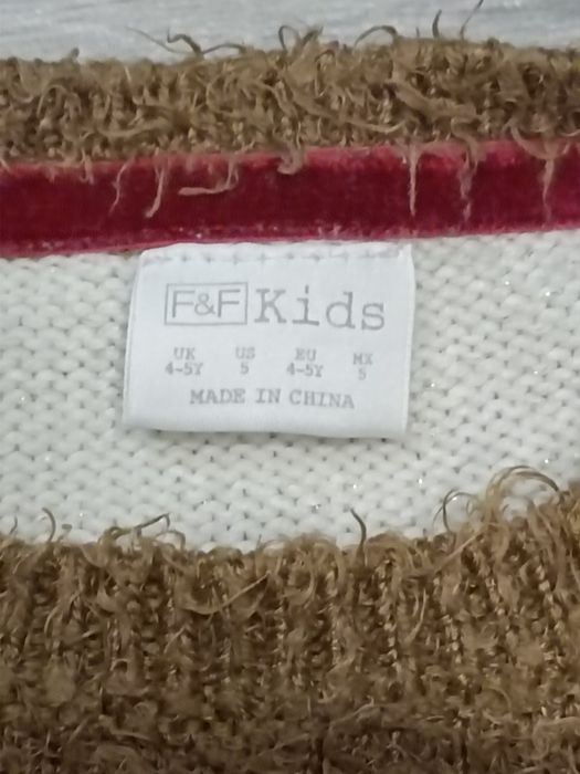 Sweter 110 F&F dziewczęcy świąteczny renifer