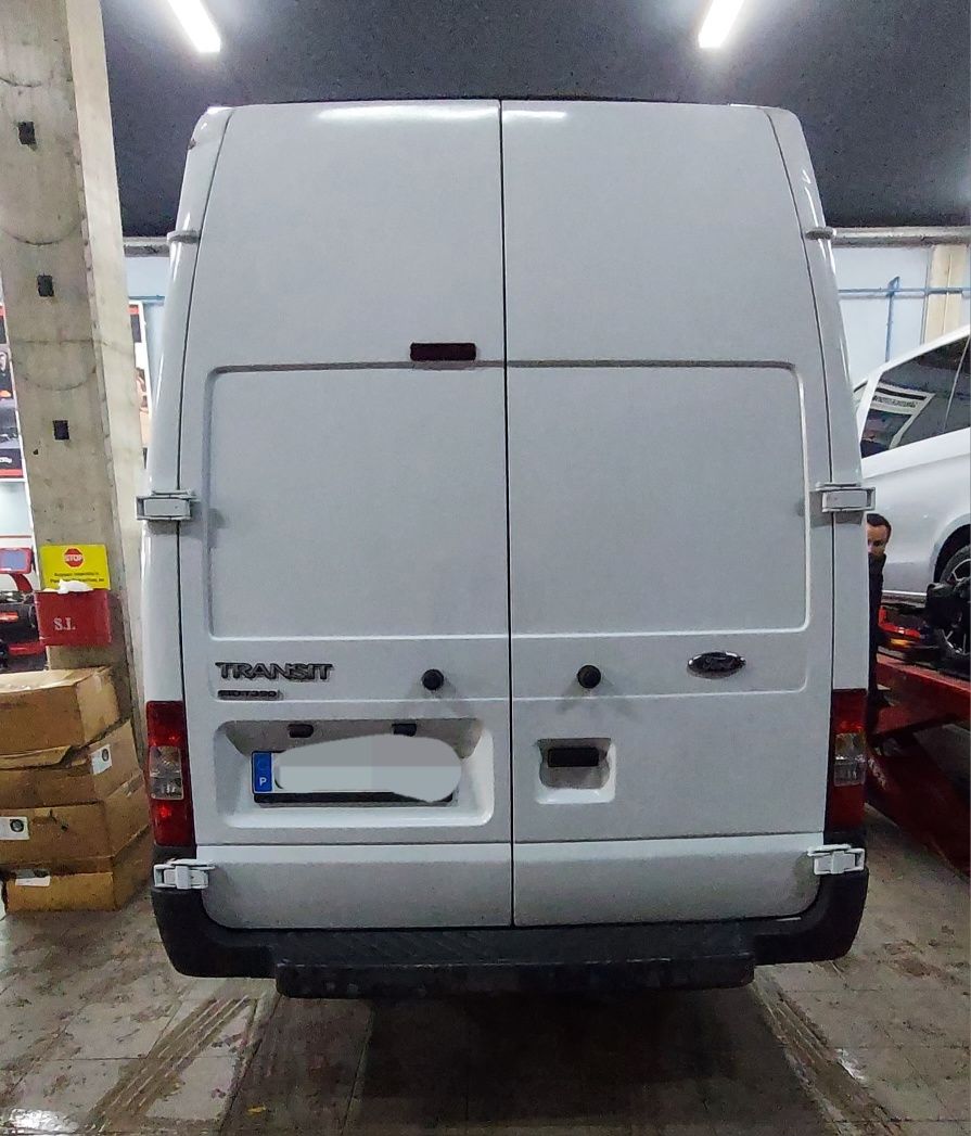 Ford Transit 140 T350