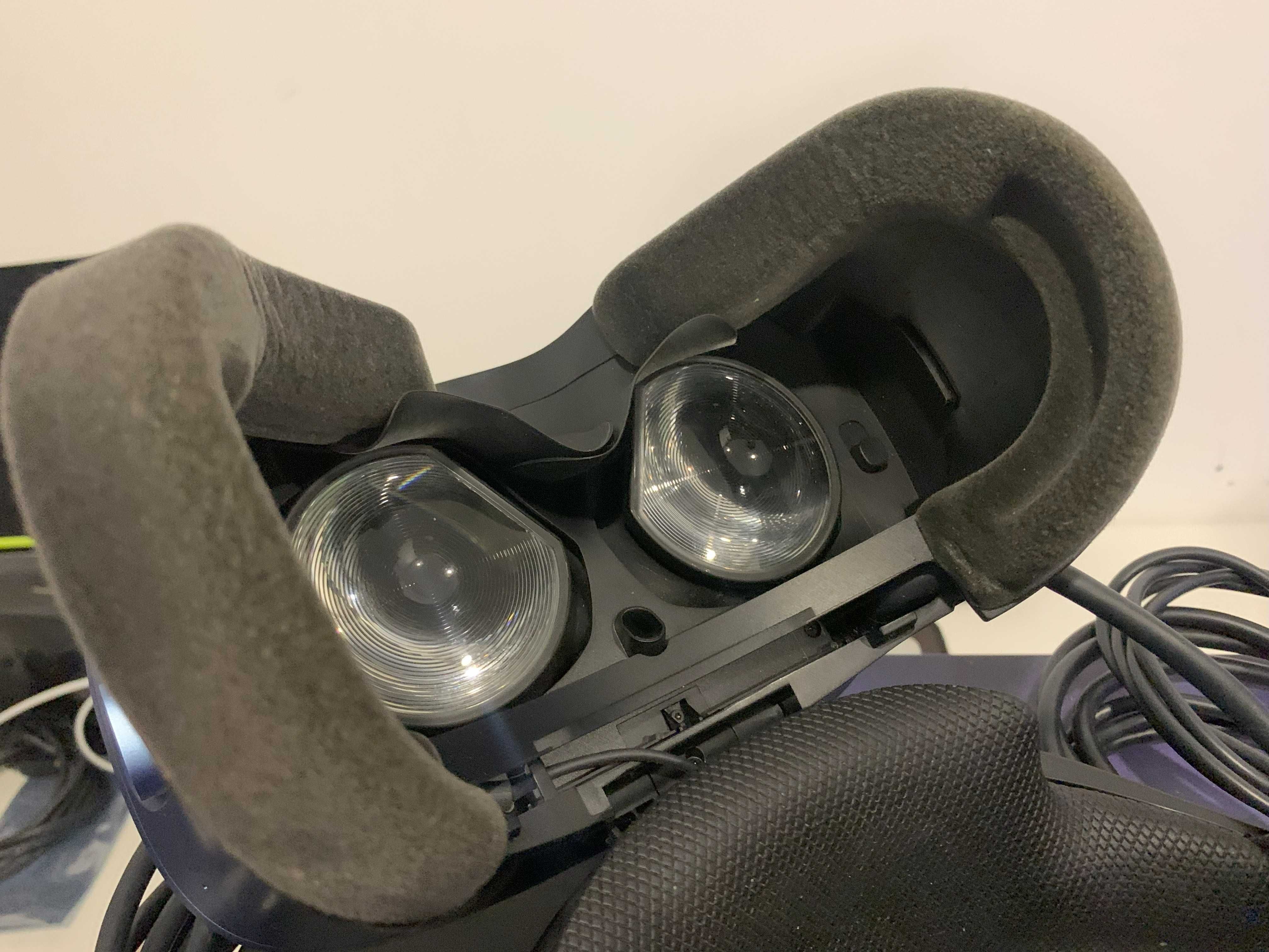 HTC Vive Cosmos V1.