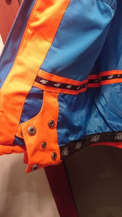 Kurtka narciarska 4f neodry 164