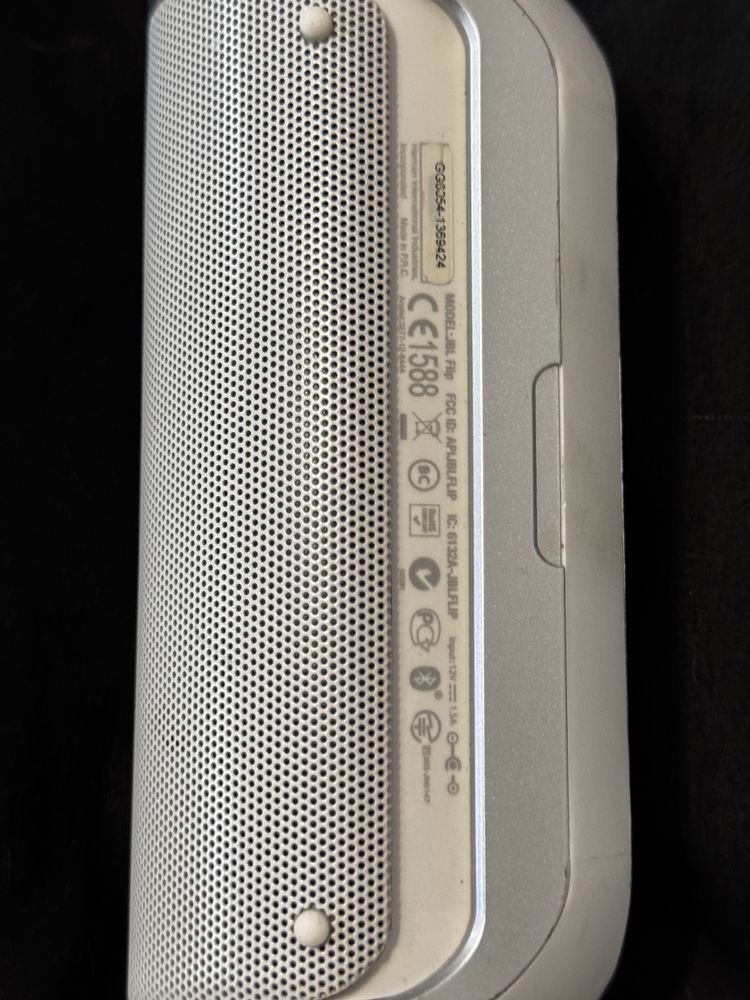 JBL Flip 2012 + oryginalna ładowarka