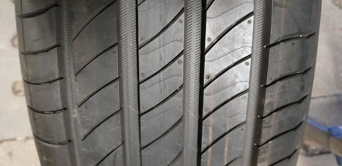 Opony letnie 215x65x17 Michelin