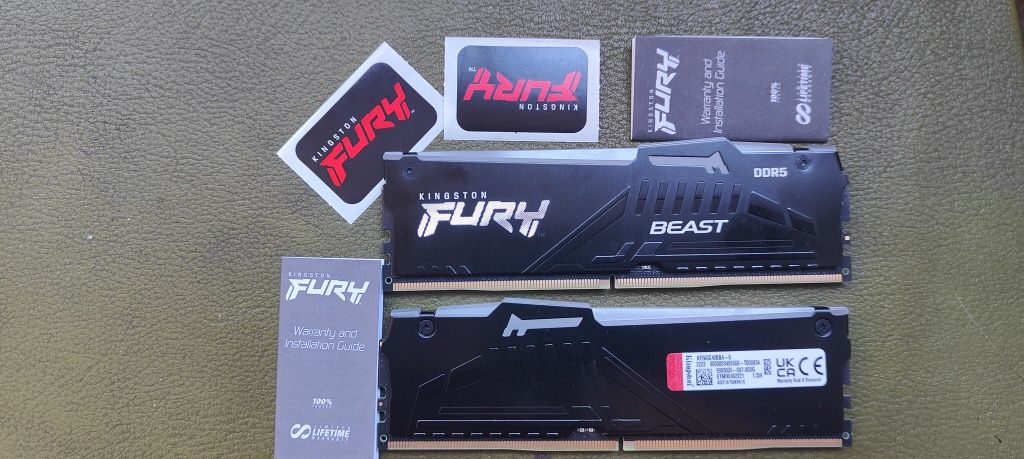 Продам Оперативную Память Kingston FURY Beast RGB DDR5