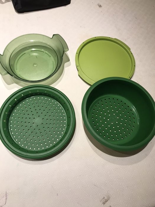 Tupperware Microgourmet