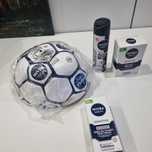 Nowy komplet kosmetyków NIVEA MEN + piłka