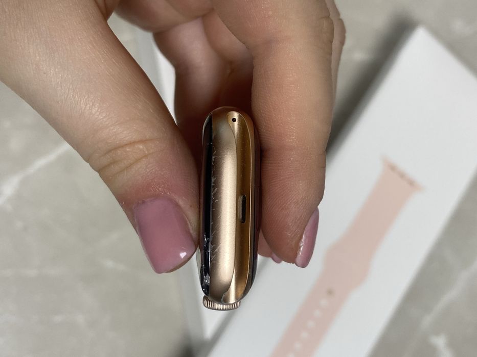 Apple Watch Series 4 44mm Gold