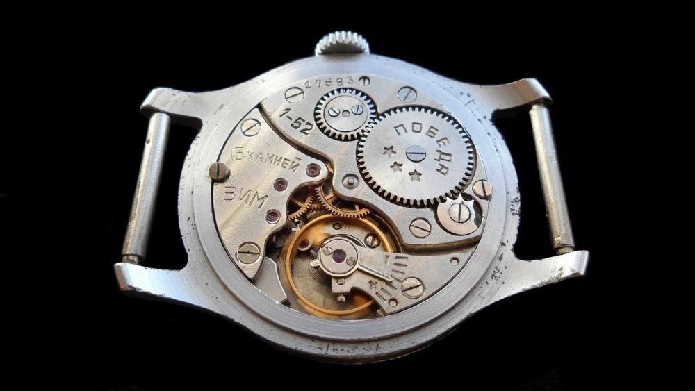 Продам наручные часы победа ЗИМ СССР не слава луч полет ракета