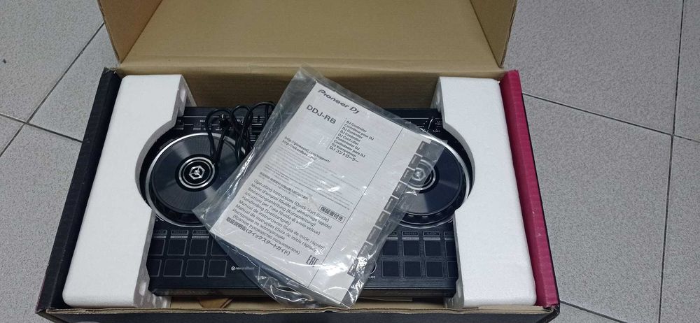 Controladora Pionner DDJ RB