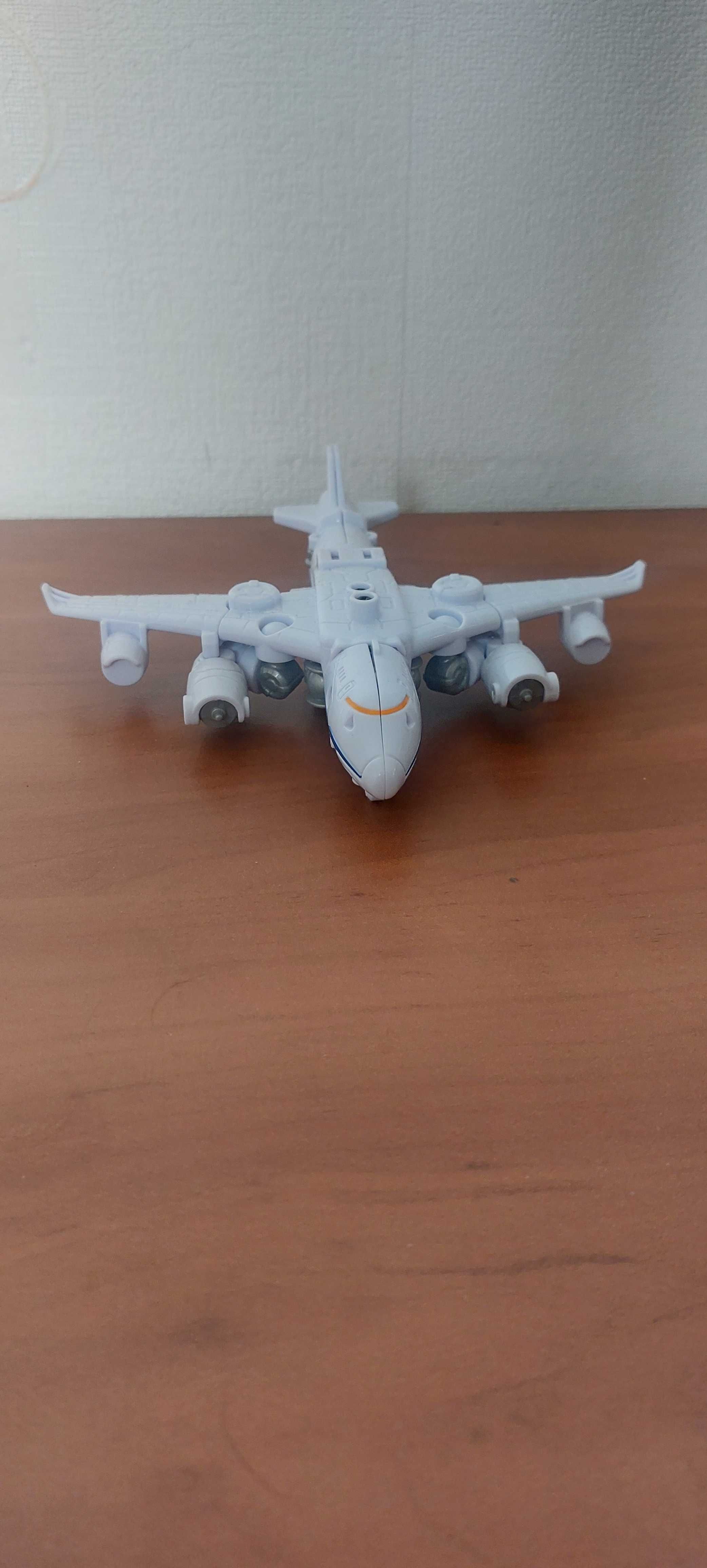 Трансформер самолет