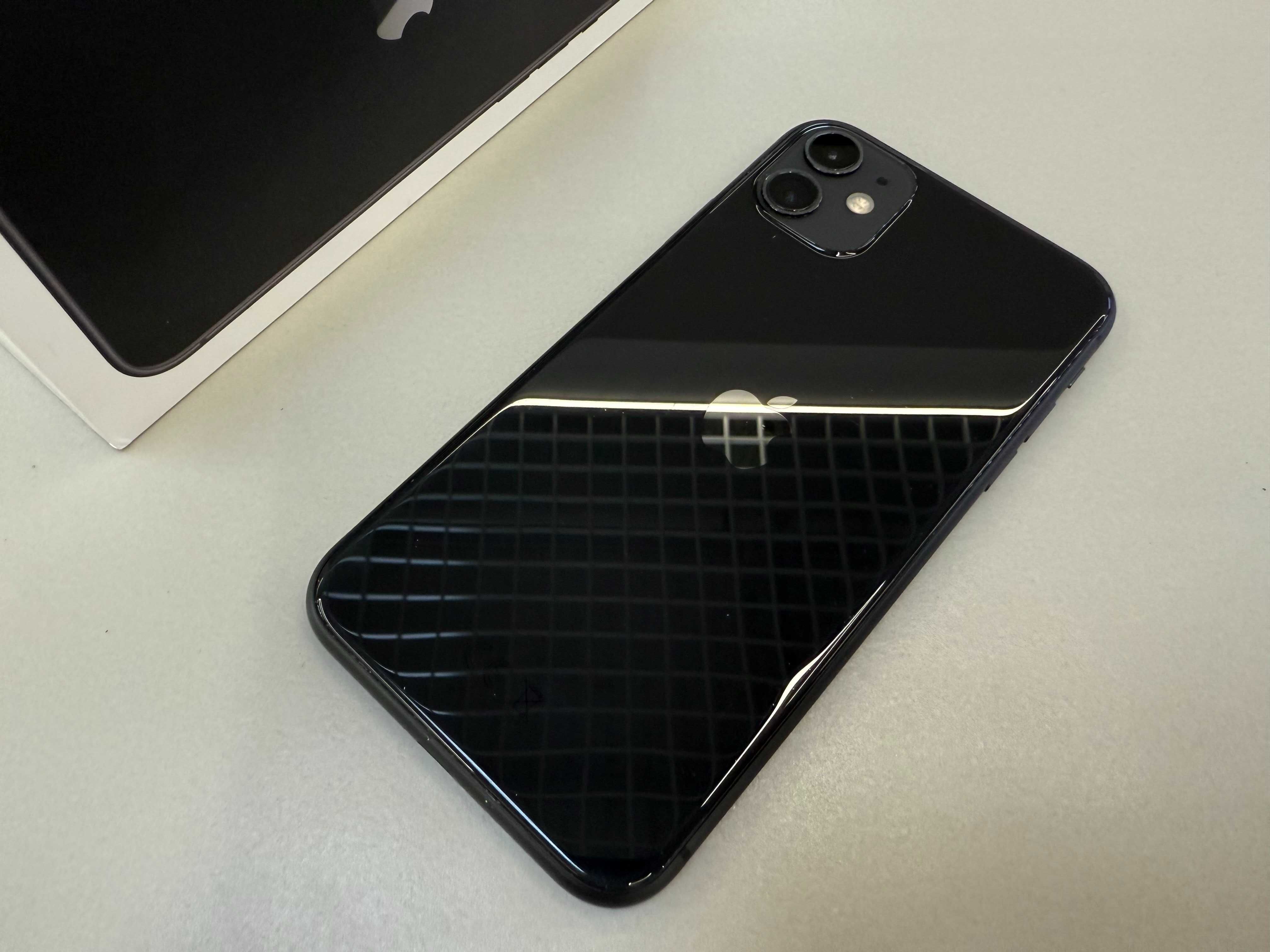Apple iPhone 11 64GB bat.93% Czarny Teletorium Auchan Wałbrzych