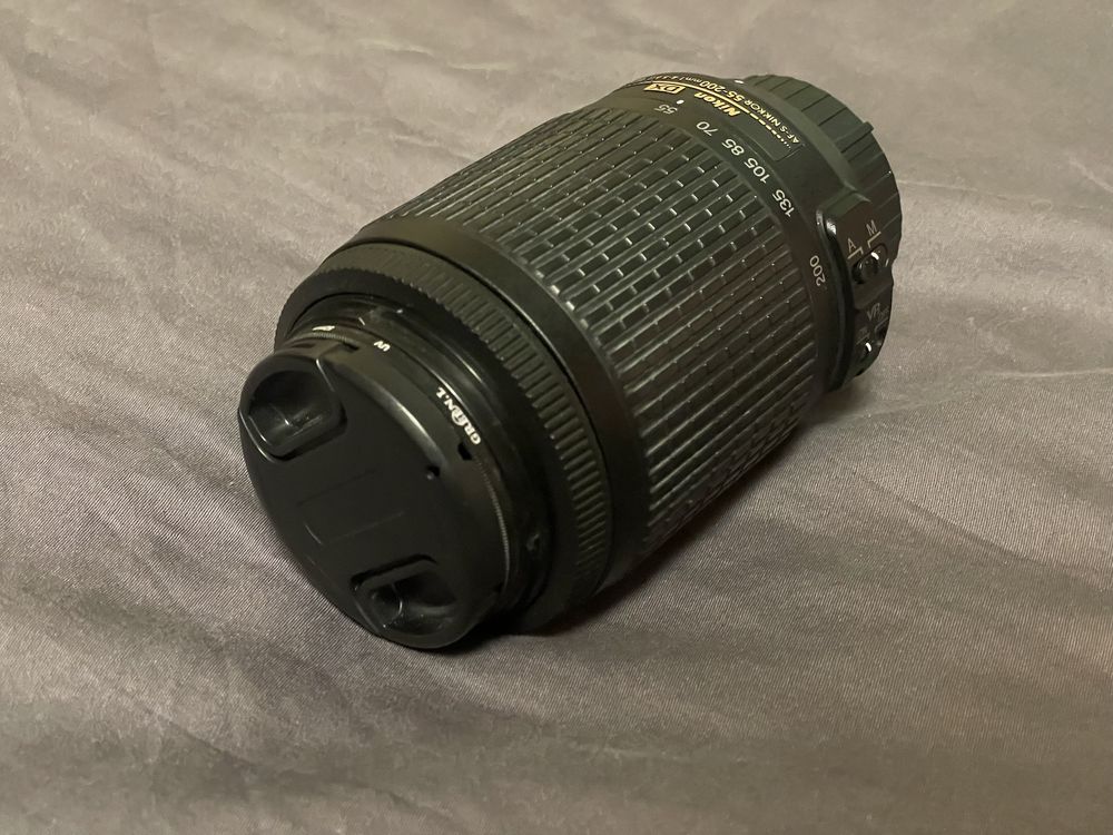 Обʼєктив Nikon Nikkor 55-200 mm 4.0-5.6f AF-S