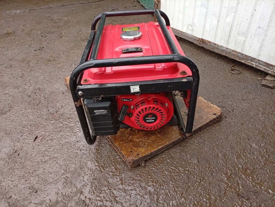 Генератор бензиновий 5000w