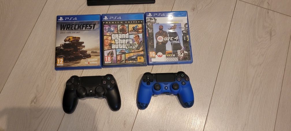 Zestaw ps4 slim + kierownica