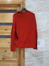 sweterek czerwony M