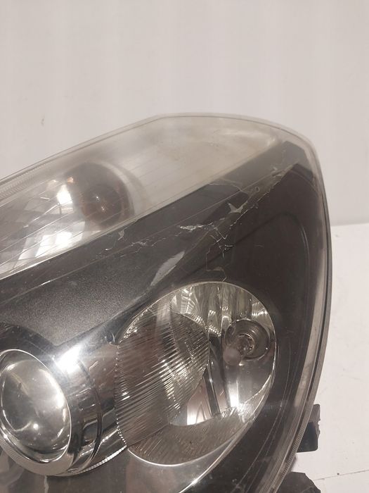 Renault clio III 3 lewa lampa przednia przód reflektor lewy soczewka