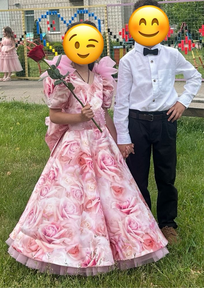 Продам випускну сукню