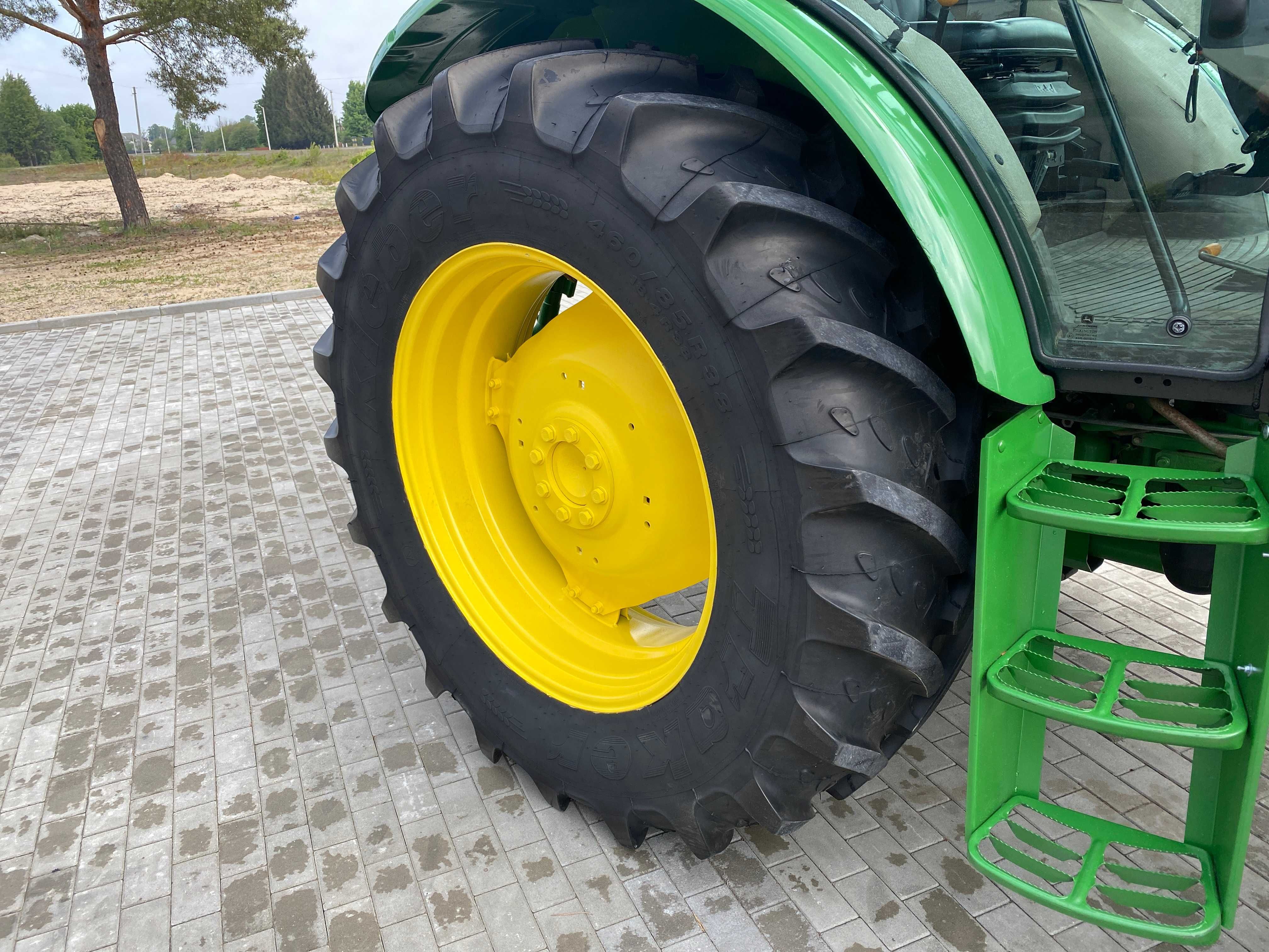 Трактор John Deere 6130 D 130к.с