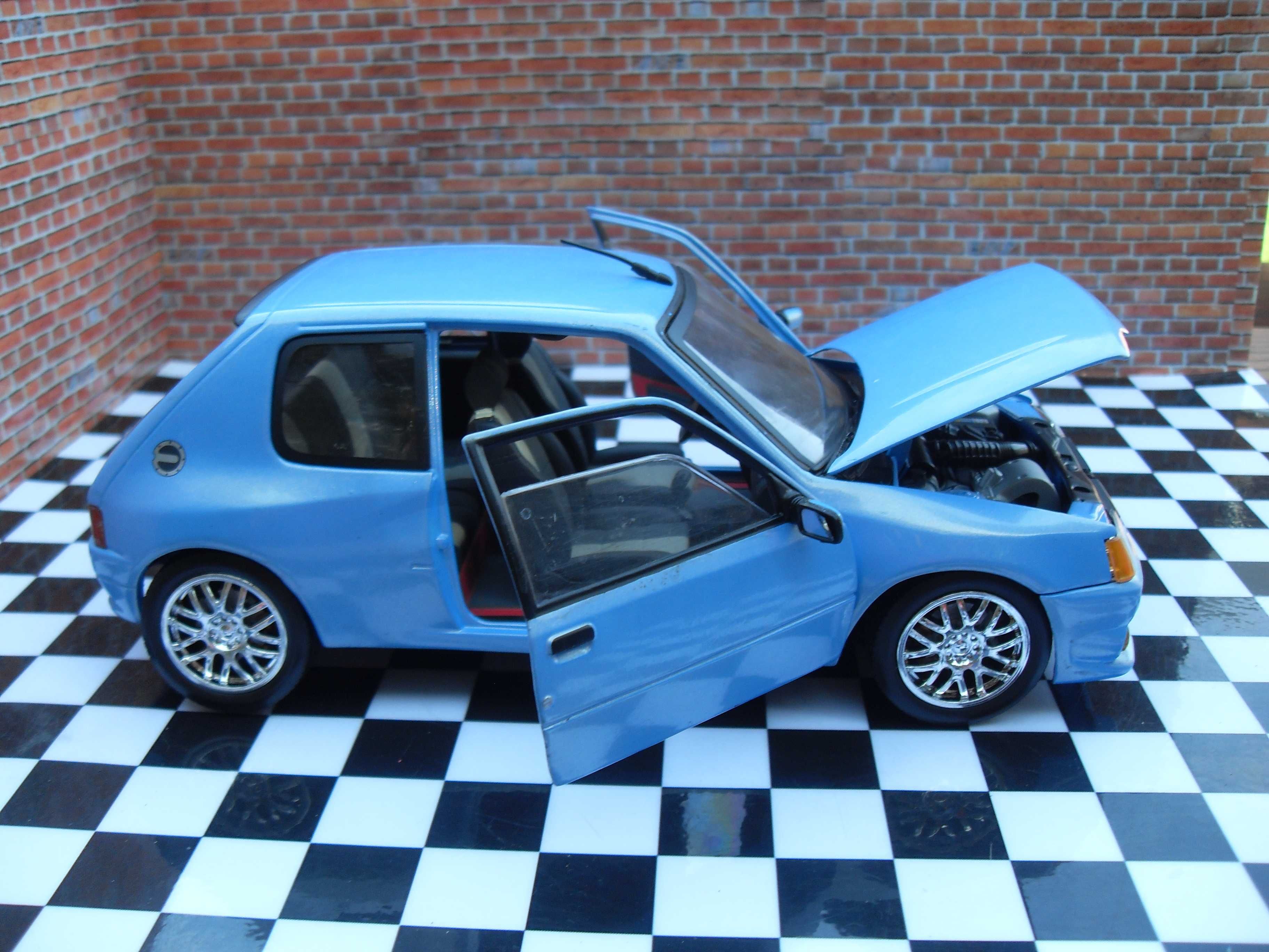 Peugeot 205 GTI 1:18