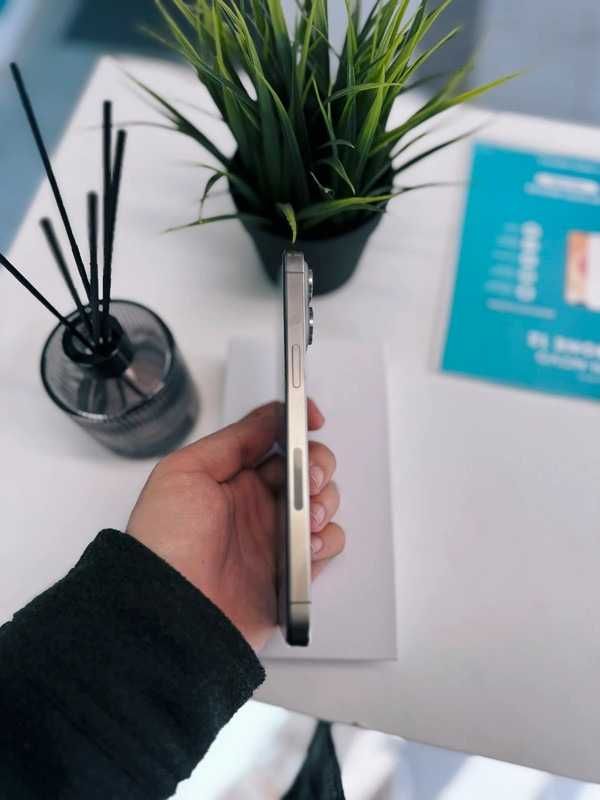iPhone 15 Pro Max 256gb - Titanium Natural
