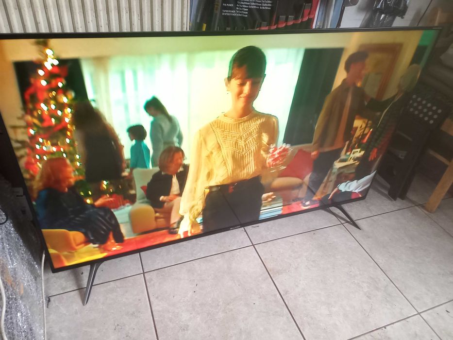 Sprzedam Tv Sharp 60 cali led android wi-fi dvb-t2 dowóz gratis.