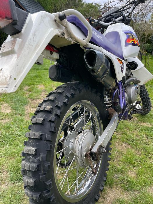 Suzuki dr 125