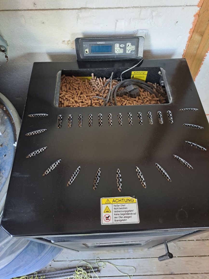 Piec na pellet / 9KW / Stan BDB