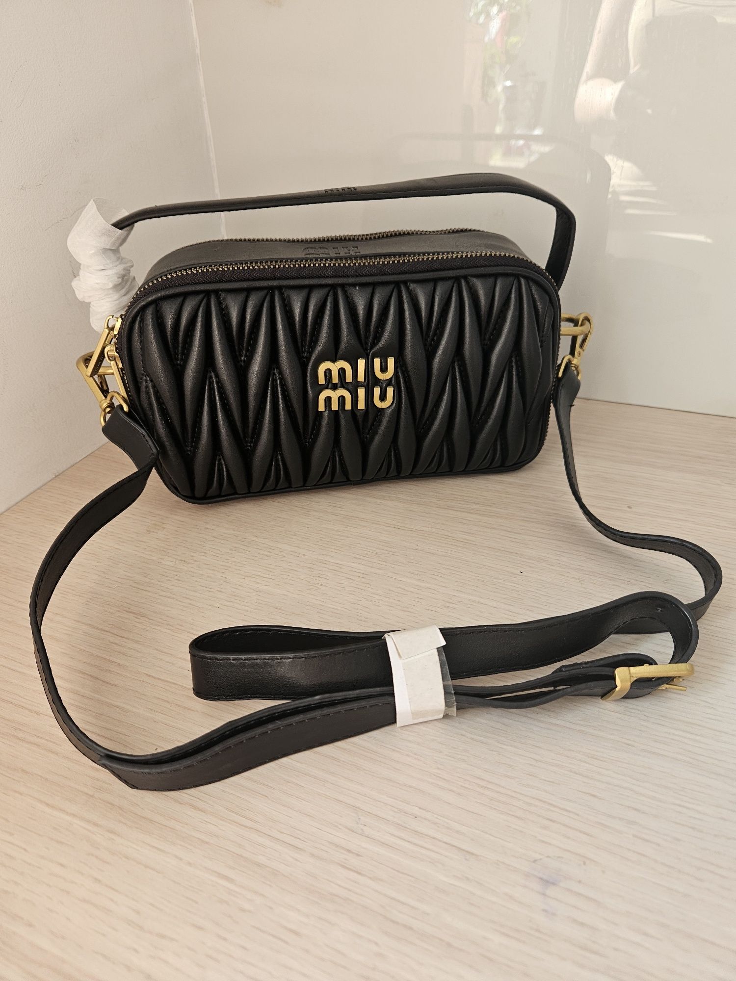 Damska torebka miu miu
