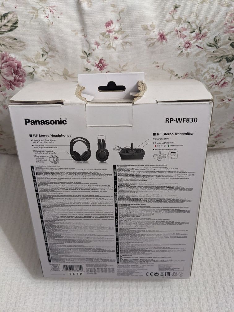 Бездротові навушники Panasonic RP-WF830T