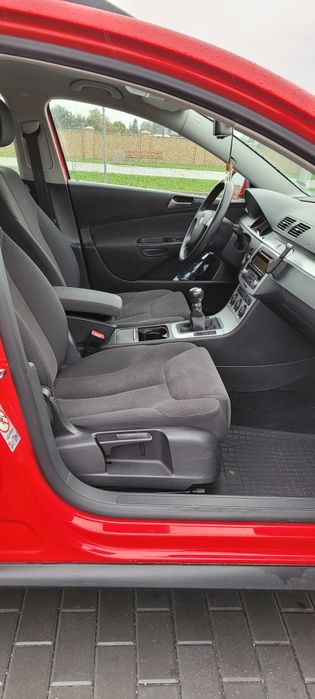 Passat 2009r 2.0 Comonrail - 220 przebiegu - Mega Stan - Hak - Okazja