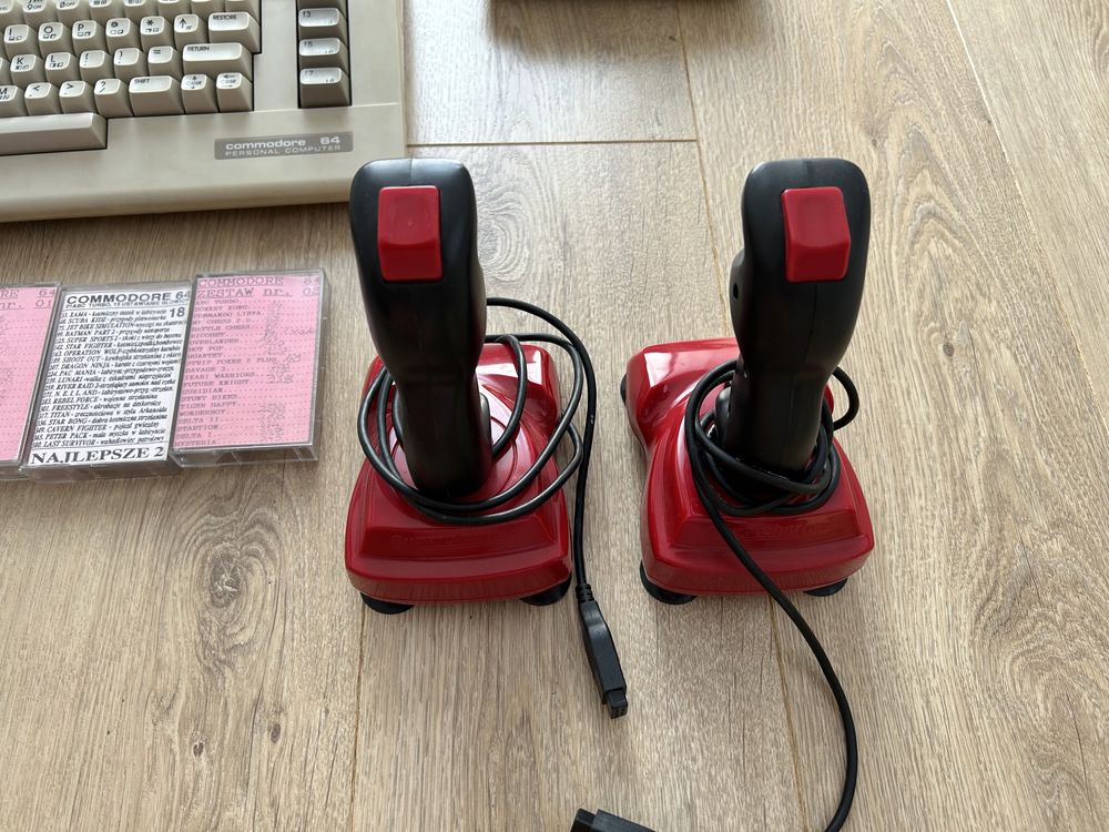 Komputer Commodore 64 komplet zestaw