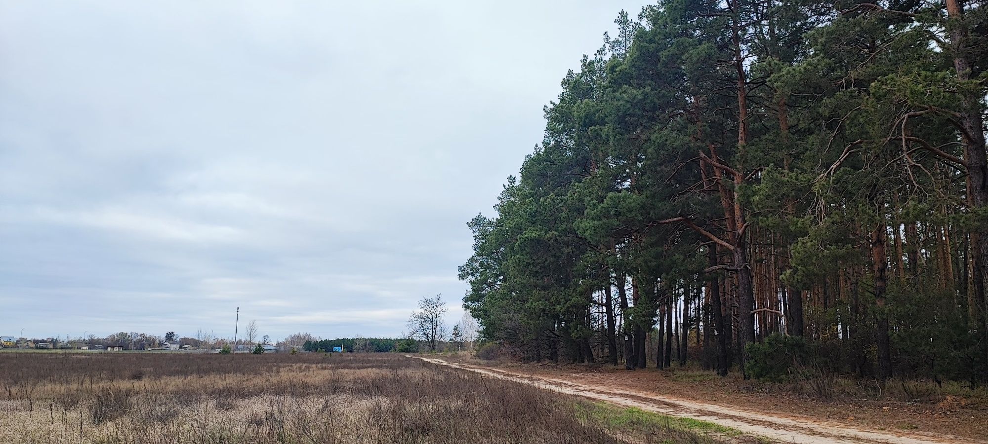 Продаж ділянок в перспективному місці