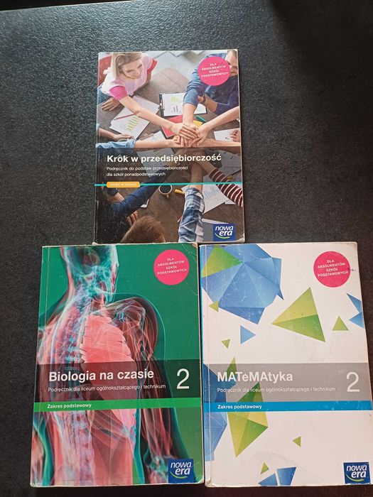 Podręczniki komplet szkola średnia