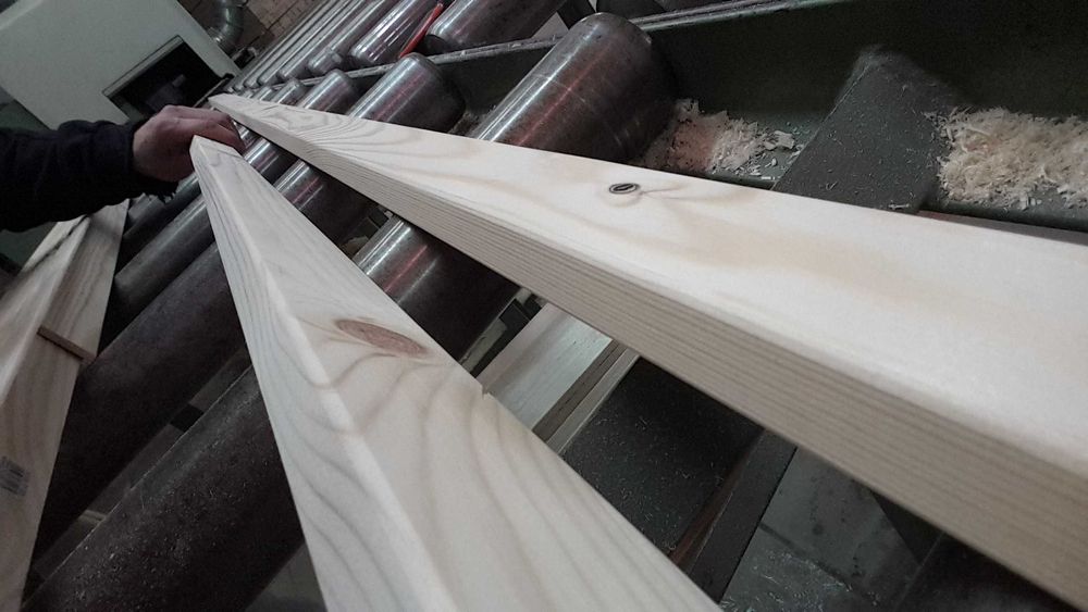 Kątownik narożnik drewniany 20x40 mm