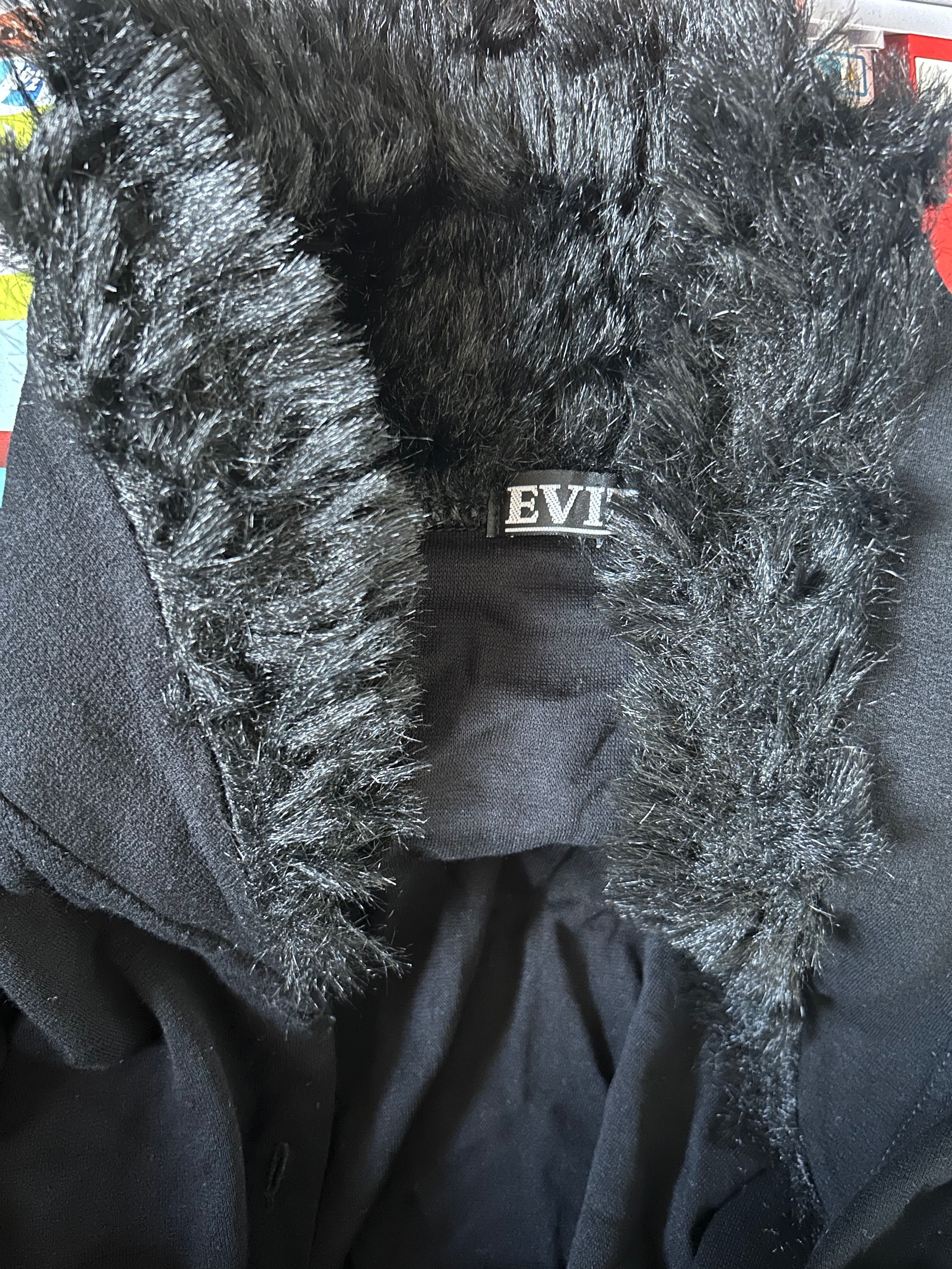Sweter czarny Evita M/L
