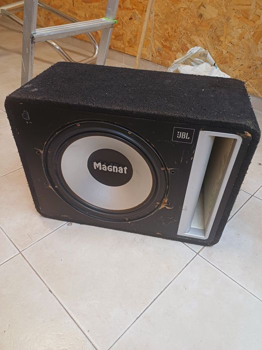Subwoofer Magnat 300w