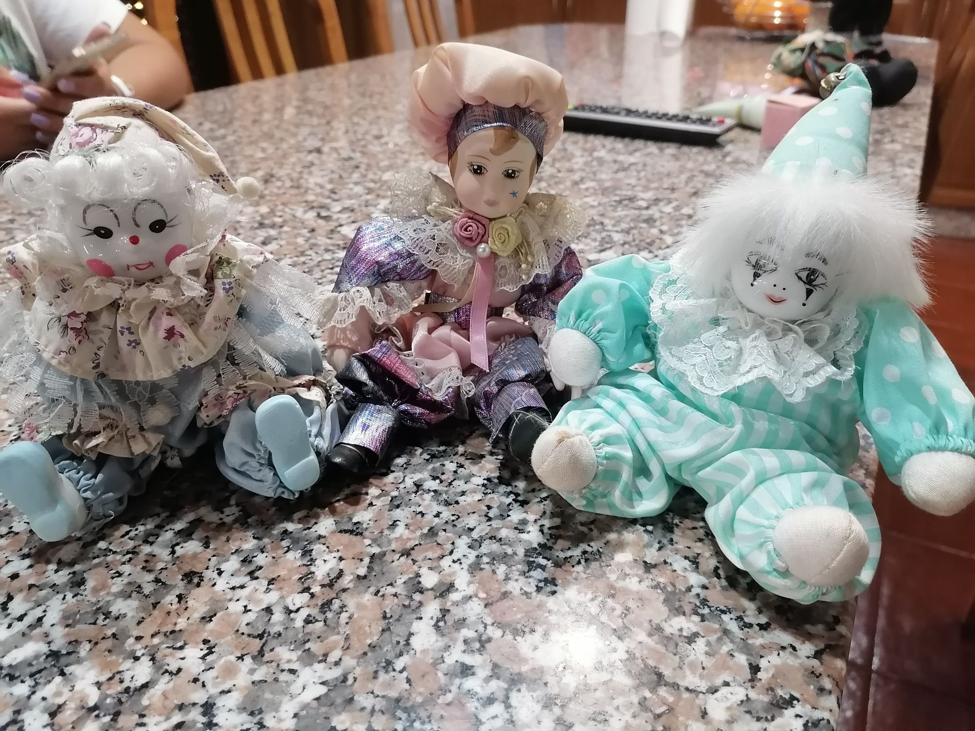 Bonecos de porcelana (conjunto)