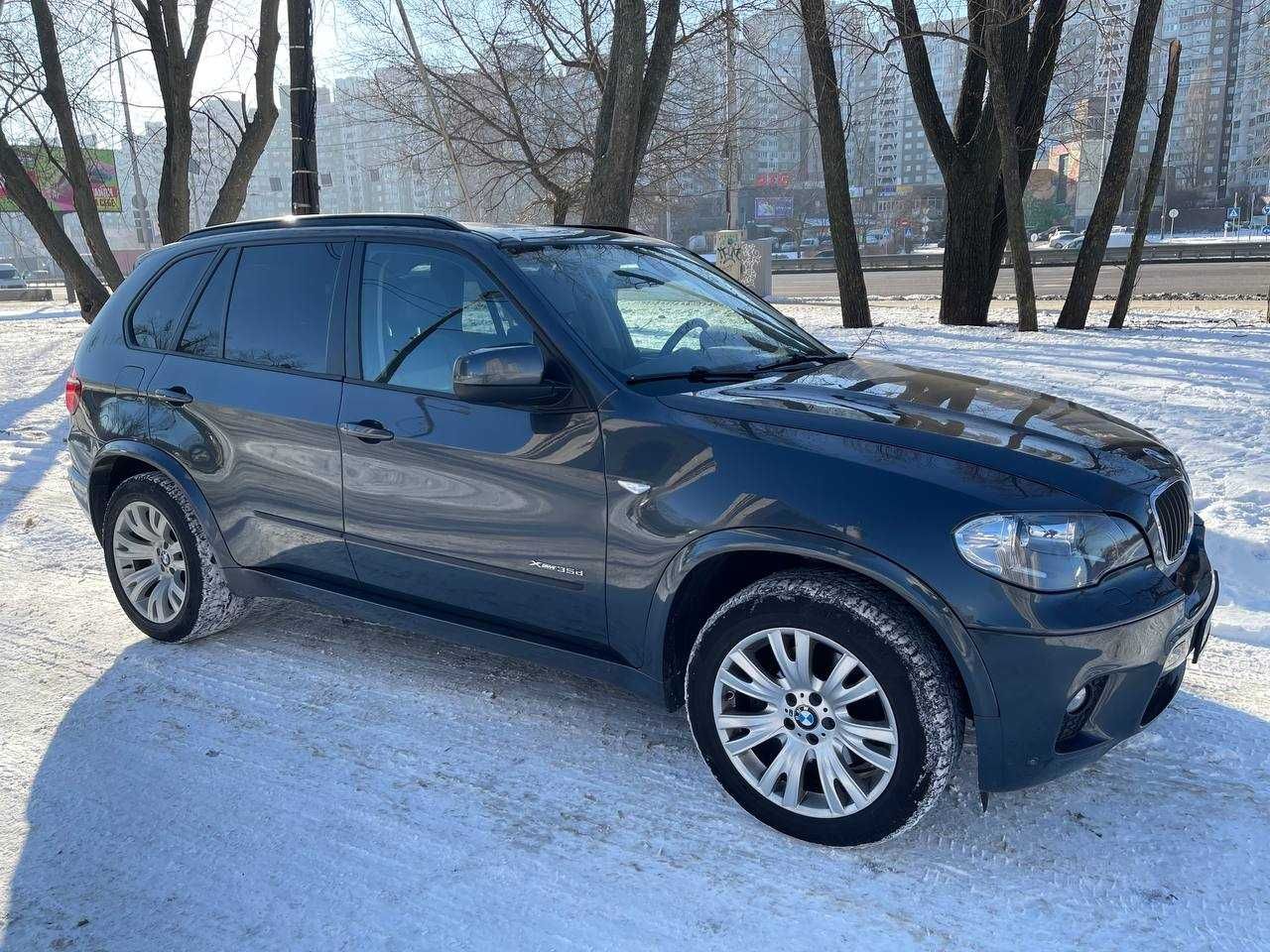 Продам BMW X5 2012 дизель автомат