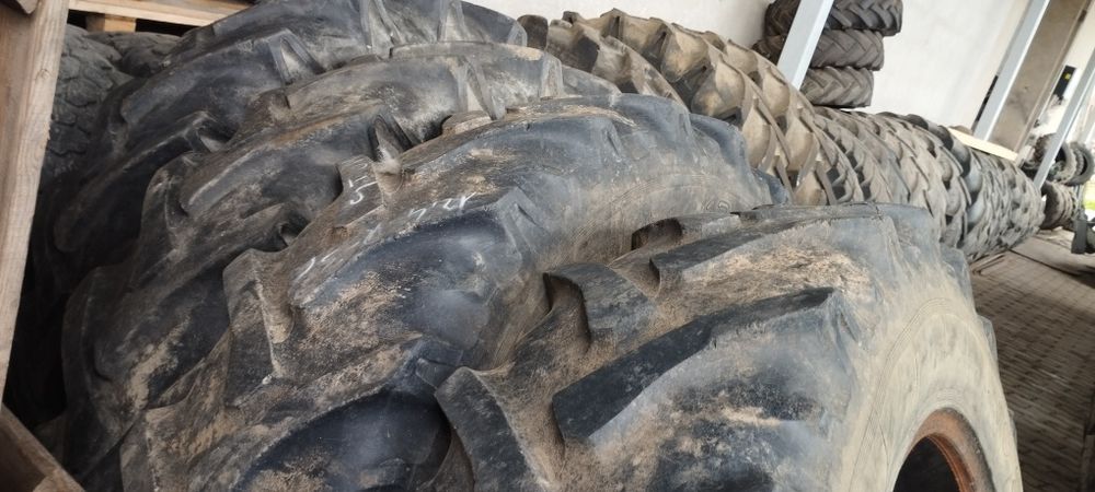 Opony radialne 12.4r32 opona 320/85r32