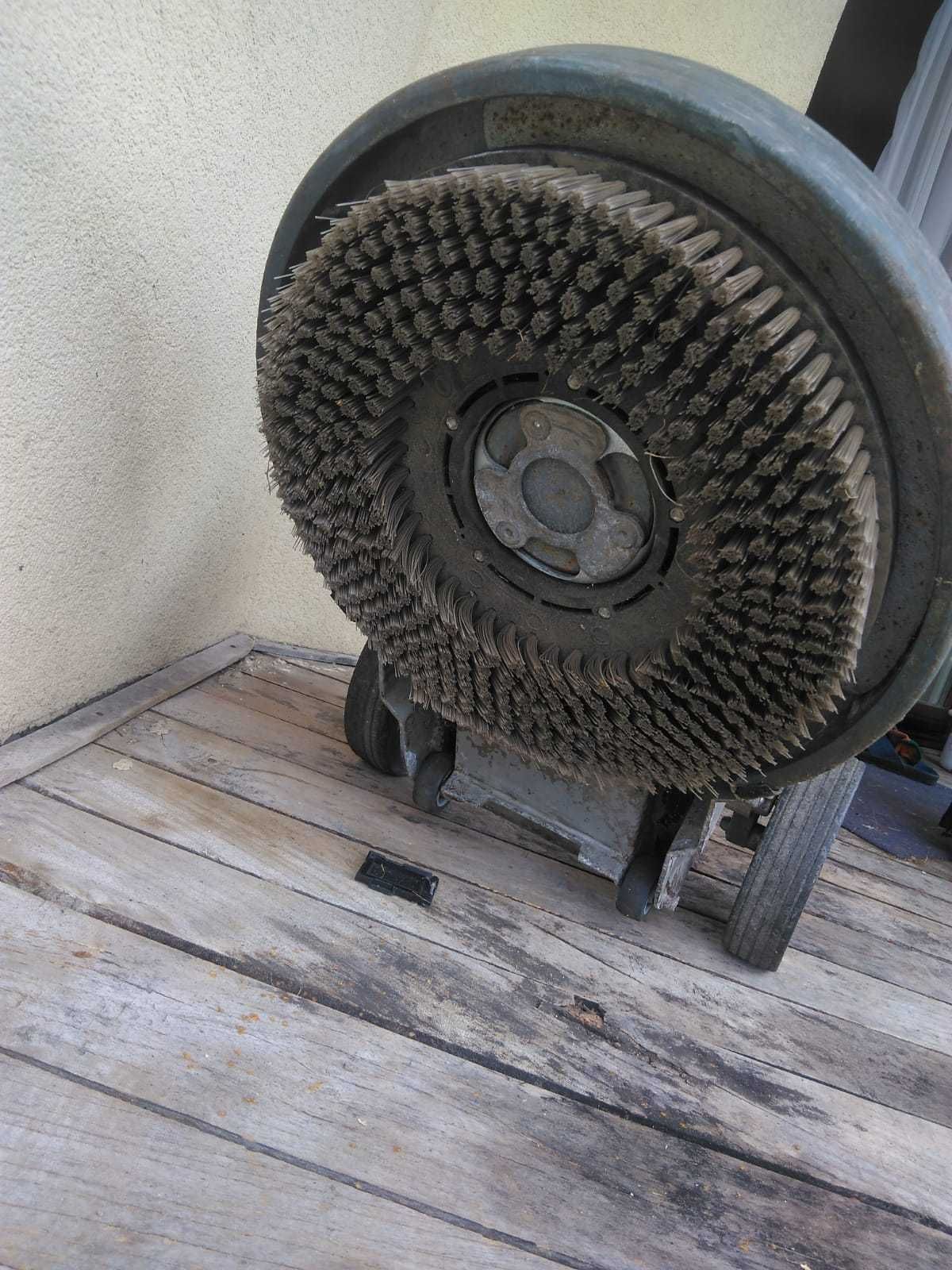 Szorowarka polerka karcher BDS 43/180 C