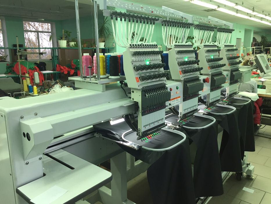 Швейный цех предлагает услуги машинной/компьютерной вышивки.
