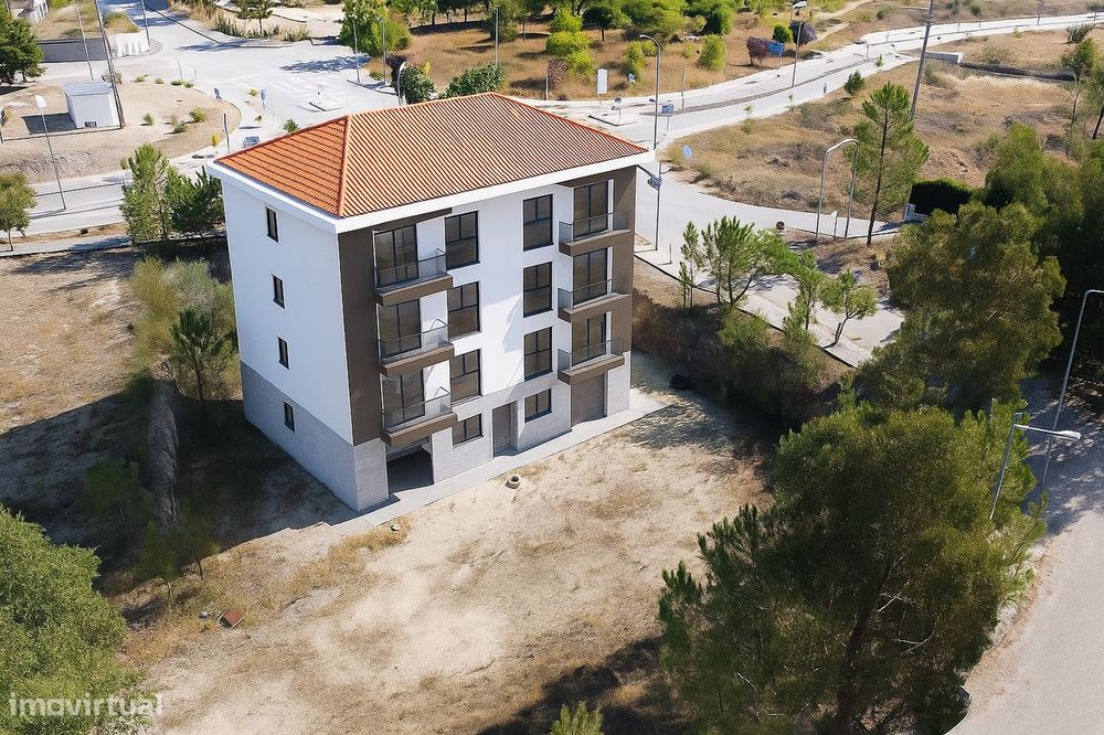 Lote de 332m2 em Vila de Rei