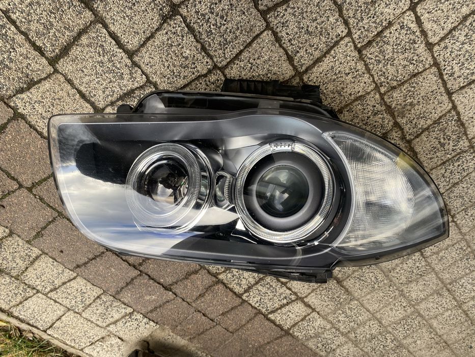 Lampa Biksenon prawy bmw e87 lift
