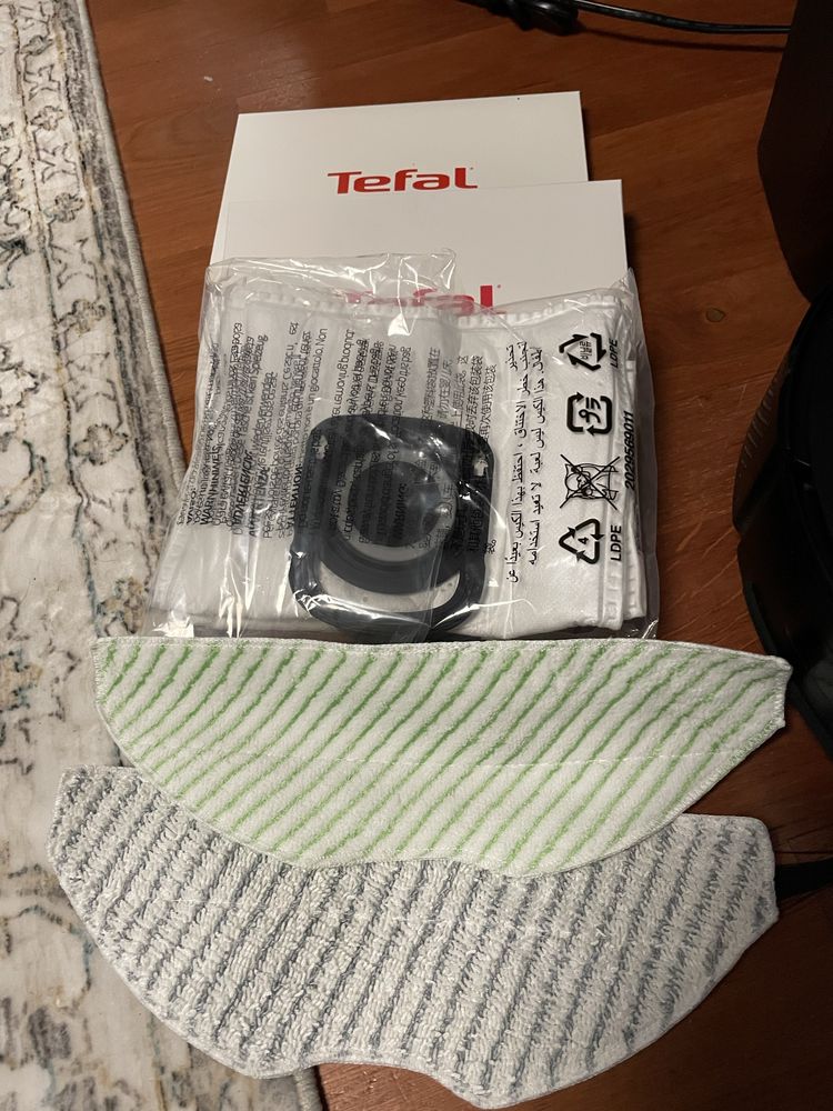 Robot sprzatajaco mopujący Tefal Xplorer 75S+